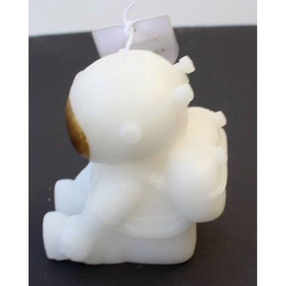 New Retro Out Of This World Astronaut Space Candle Room Decor Gift - Picture 3 of 3